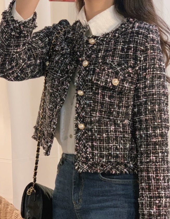 Chic Pearl-Buttoned Chanel-Style Short Jacket with Delicate Frayed Edges