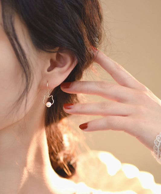 Neue Ohrhänger mit kleiner Katze aus Goldlegierung und Perle (2025)