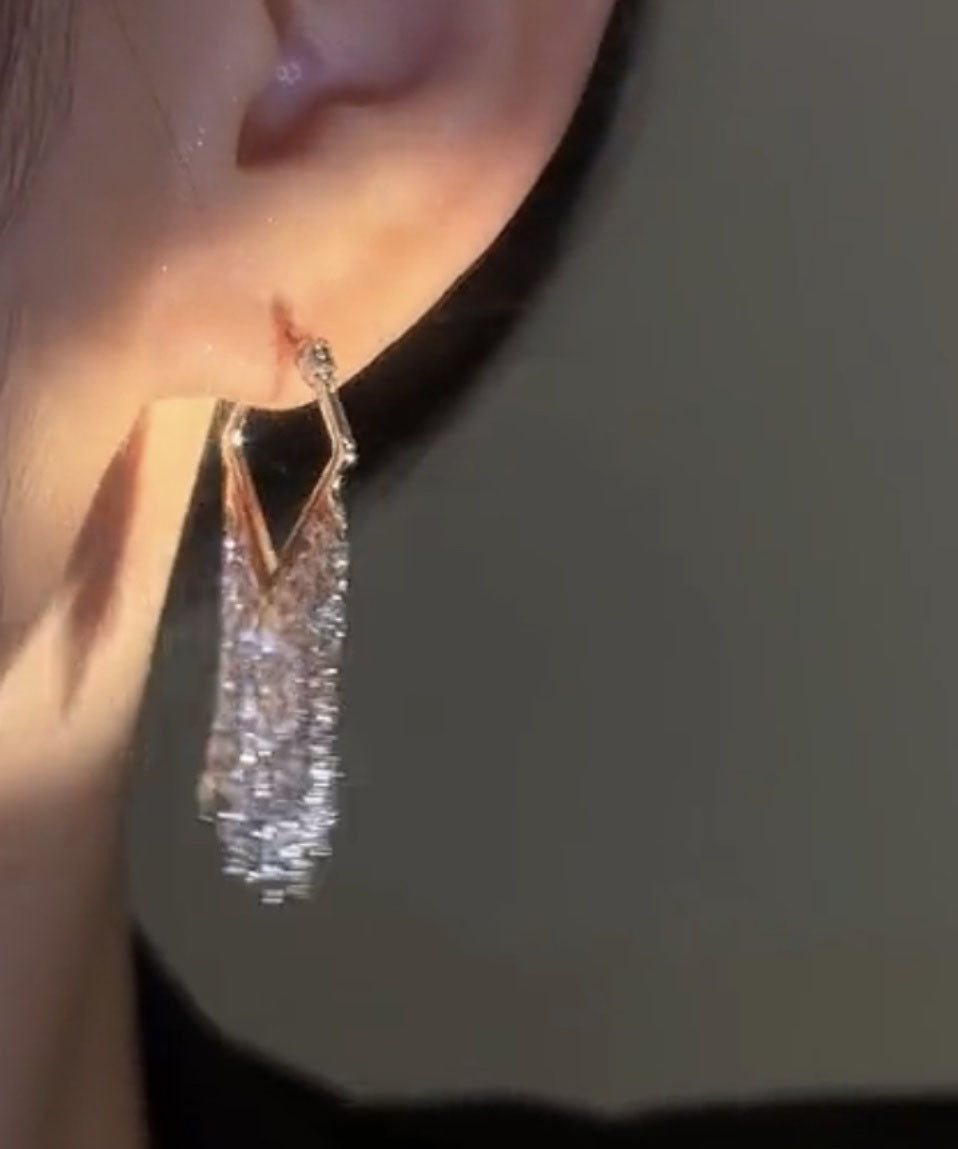 Kunst Metall Zirkon Quaste Tropfen Ohrringe