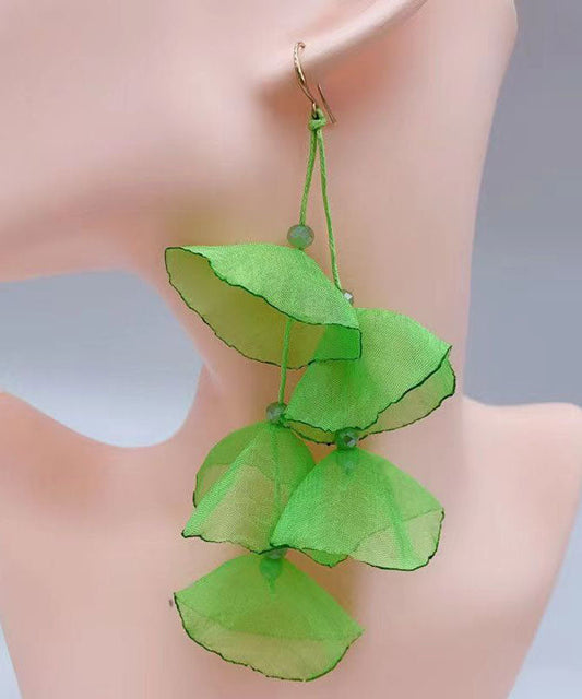 Pendientes colgantes con borlas florales de tul rojo artístico