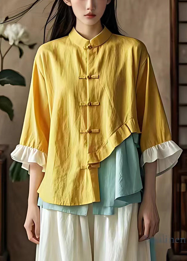 Art Gelbe asymmetrische Baumwollbluse mit Knopfleiste und Schmetterlingsärmeln