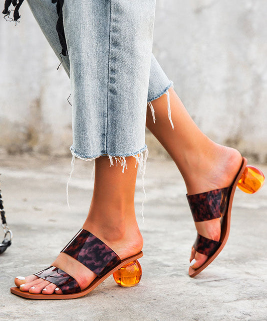 Wunderschöne Peep Toe Chunky Sandalen aus Kunstleder mit Leopardenmuster