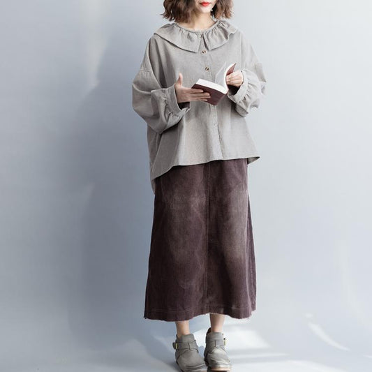 Wunderschönes graues Baumwoll-Tunika-Top in Übergröße mit lockeren Ärmeln und Rüschen