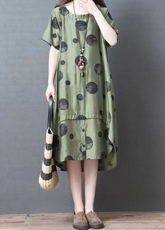 Schöne weiß gepunktete Kleider aus Baumwollmischung. Holen Sie sich Sommerkleider aus Baumwollmischung mit Stehkragen