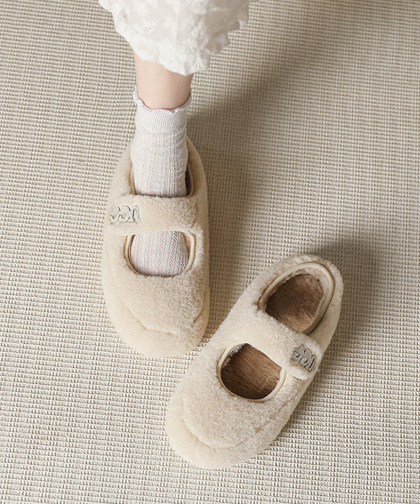 Zapatos planos de piel sintética beige con forro de lana afelpada para mujer