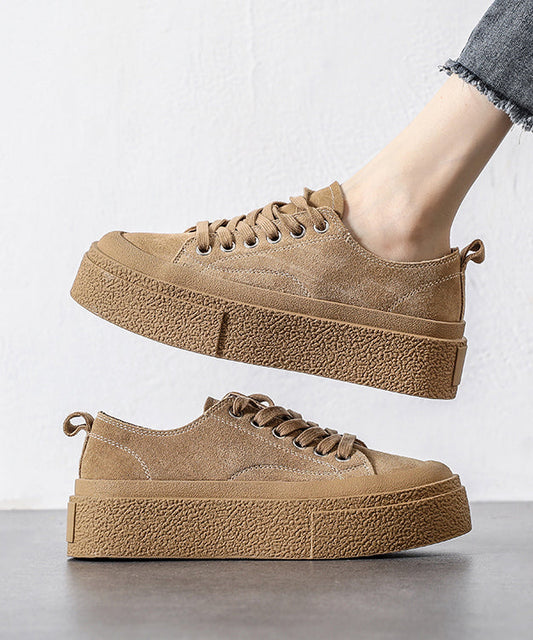 Schwarze Plateau-Wildleder-Freizeitschuhe mit Schnürung