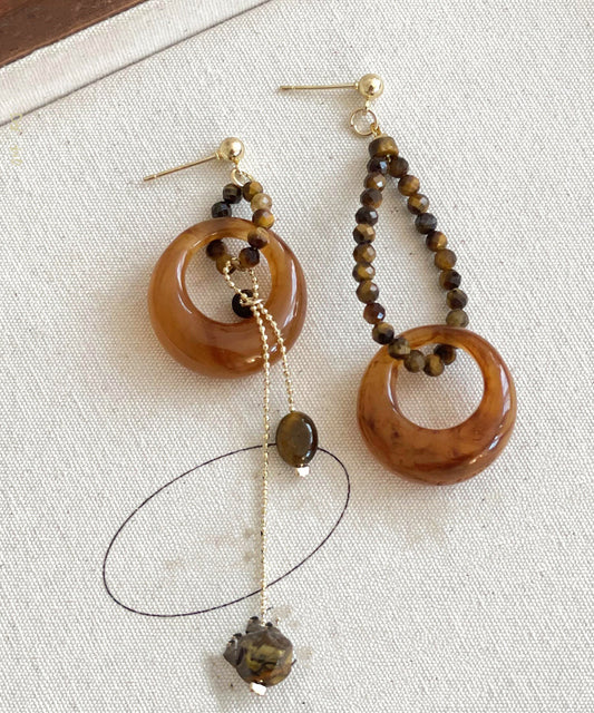Pendientes colgantes asimétricos con borlas de pétalos y gemas de aleación marrón estilo bohemio