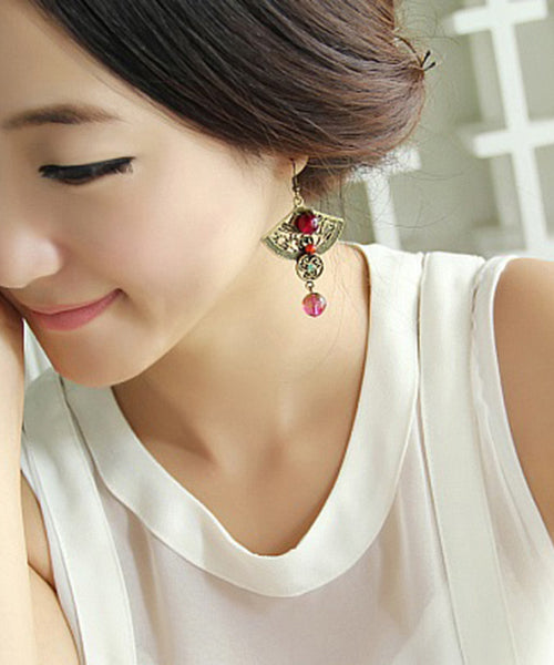 Pendientes colgantes de metal calado con diseño de patchwork de cristales estilo bohemio