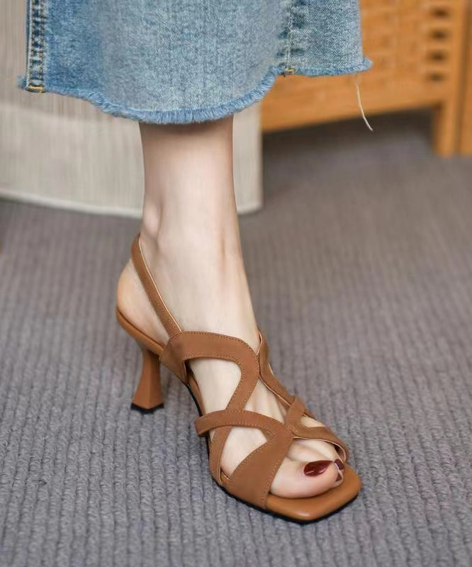 Boutique Braune Sandalen mit Hohlsaum und hohem Absatz