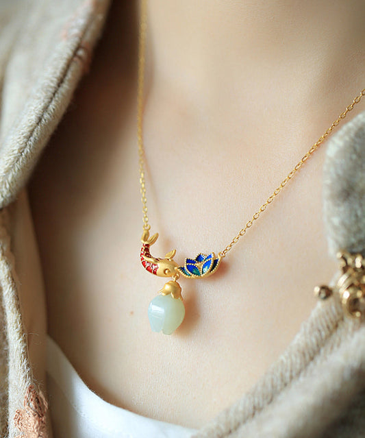 Boutique Gold Halskette mit Anhänger aus Sterlingsilber mit antikem Jade-Lotus-Emaille