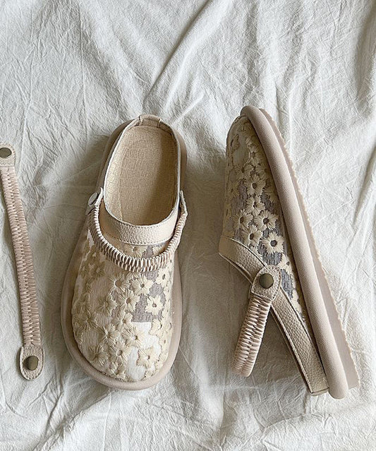 Atmungsaktive Mesh-Stickerei-Spleißen-Aprikosen-Wandersandalen