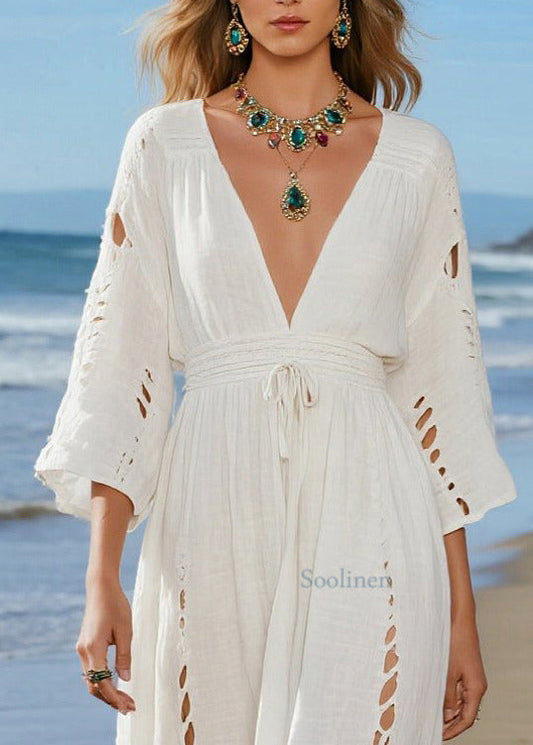 Lässige beige Baumwollkleider mit V-Ausschnitt und Cut-Outs für die Feiertage und den Frühling