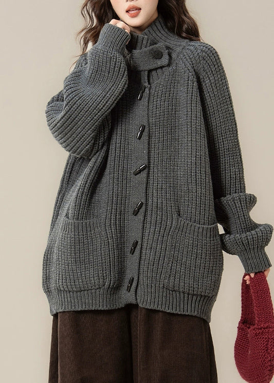 Lässige graue Strickjacke mit Stehkragen aus dickem Baumwollstrick für den Winter