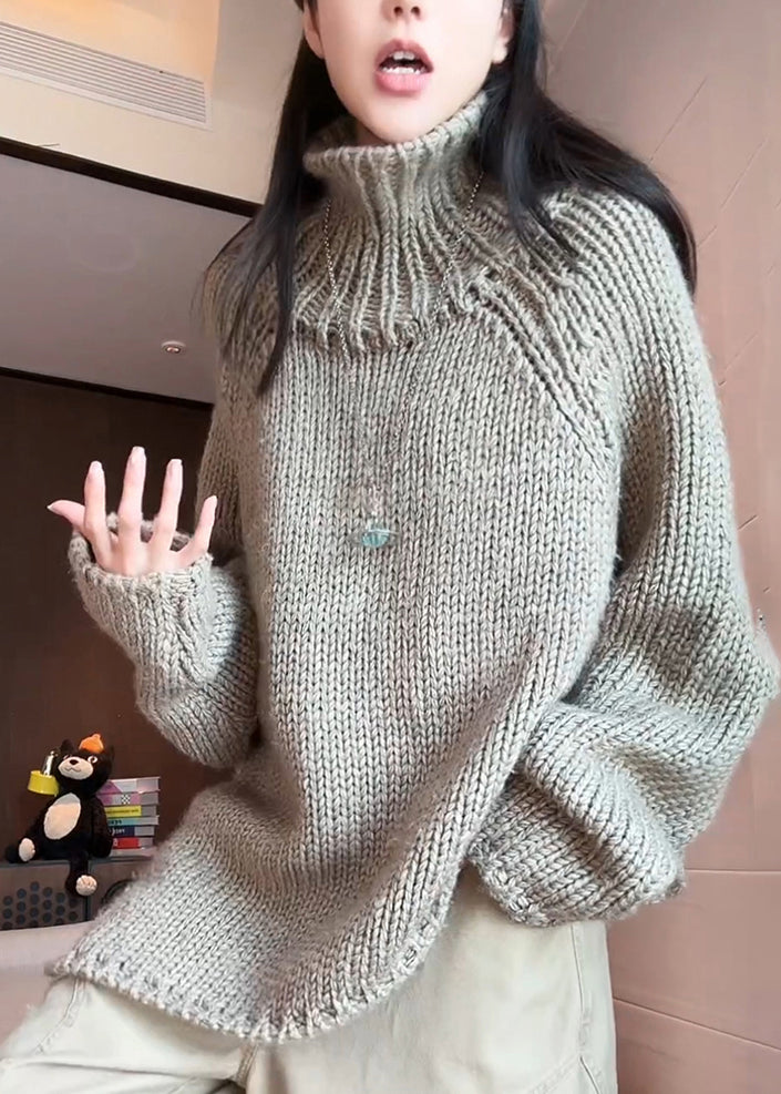 Lässige graue Rollkragenpullover aus kuscheligem Baumwollstrick für den Winter