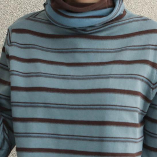 Lässiger, gestreifter Baumwollpullover mit hohem Halsausschnitt für Damen