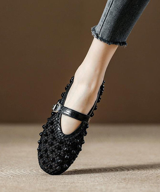 Zapatos planos con cuentas de uñas de malla transpirable color champán que unen cuero de vaca