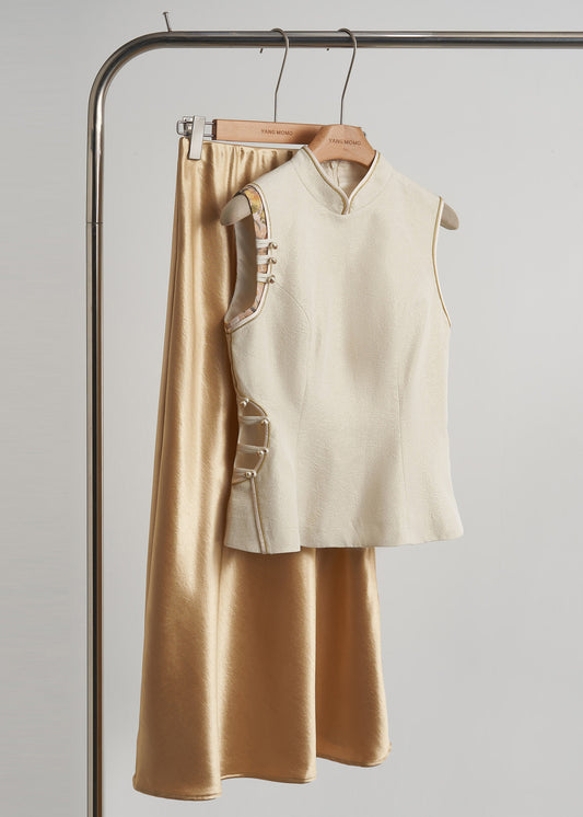 Chalecos orientales elegantes con botones chinos beige y huecos para primavera