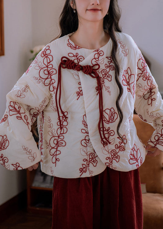 Parka elegante de invierno con botones chinos bordados y cuello de piel beige, rellena de algodón