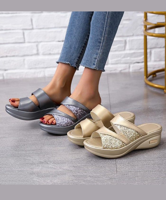 Schicke goldene Pailletten Keilabsatz Slide Sandalen Peep Toe