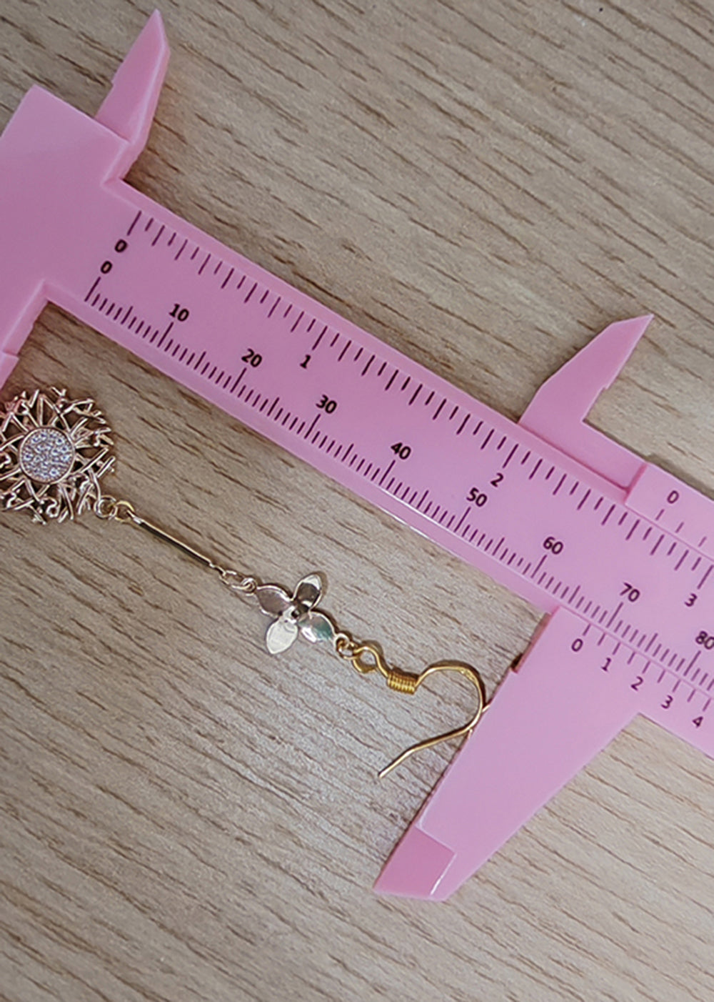 Schicke Sonnenblumen-Ohrhänger aus 14 Karat Gold mit Zirkonia