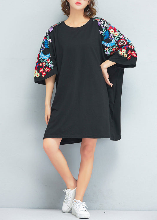 Schicke schwarze Baumwollkleider Tropfen Design Fotografie Stickerei O-Ausschnitt Baumwolle Sommerkleider