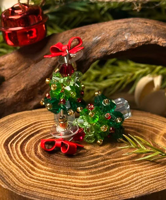 Chinesische grüne Ohrstecker mit Schleife in Form eines Weihnachtsbaums aus Sterlingsilber mit Goldauflage