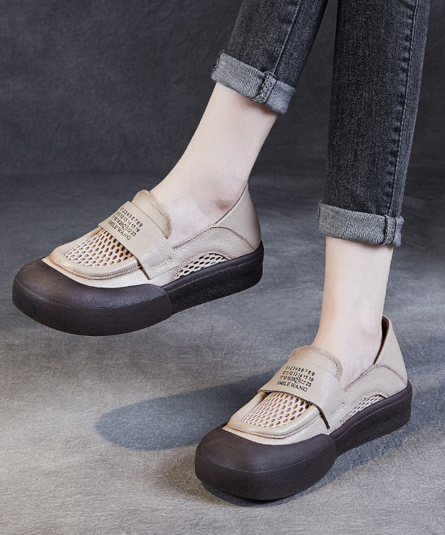 Edle beige Loafer-Schuhe aus atmungsaktivem Rindsleder mit Mesh-Spleißen und Plateau-Schnallenriemen