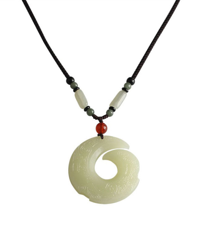 Collar con colgante de cristal de jade cian elegante