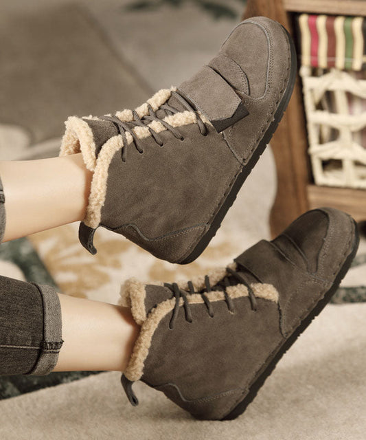 Schokoladenstiefel, Rindsleder, flauschige Wolle, gefüttert, handgefertigt, mit Kreuzriemen