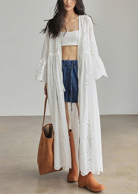 Elegante weiße Schnürung Hohl Out Baumwolle Kleider Flare Ärmel