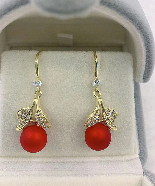 Elegantes pendientes colgantes de hoja de circonita y perla con incrustaciones de plata de ley blanca dorada