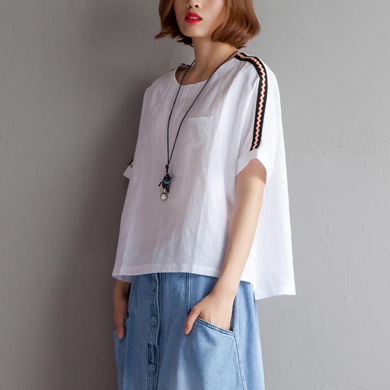 Elegante Bluse aus Baumwollleinen in Übergröße, High-Low-Saum, kurzärmelige weiße Sommerbluse