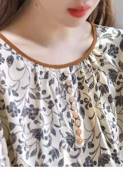 Elegantes, khakifarbenes Chiffon-Oberteil mit Rundhalsausschnitt und lässigem Print