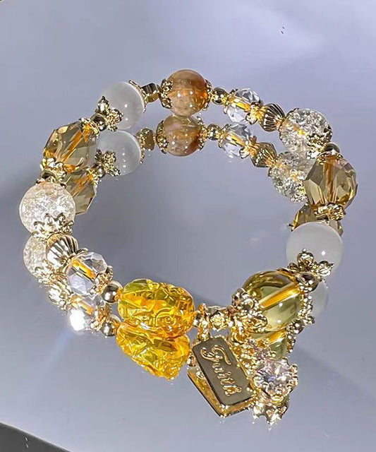 Feines Armband mit Erdbeerkristallen aus rosa Legierung