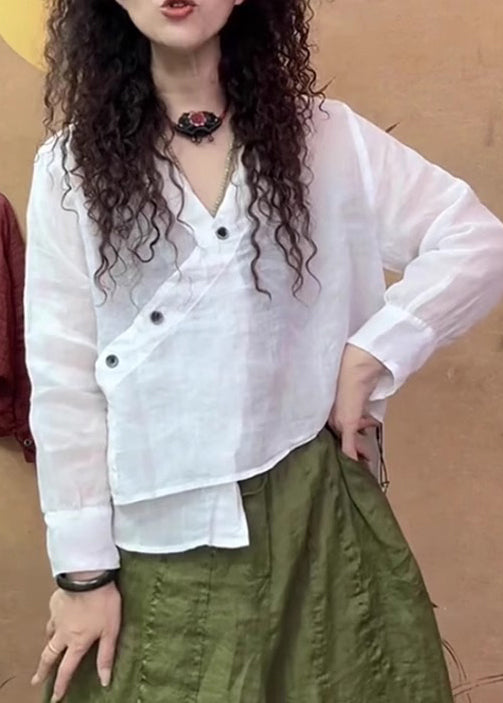 Feine weiße Leinenbluse mit asymmetrischem V-Ausschnitt, Frühlingskollektion