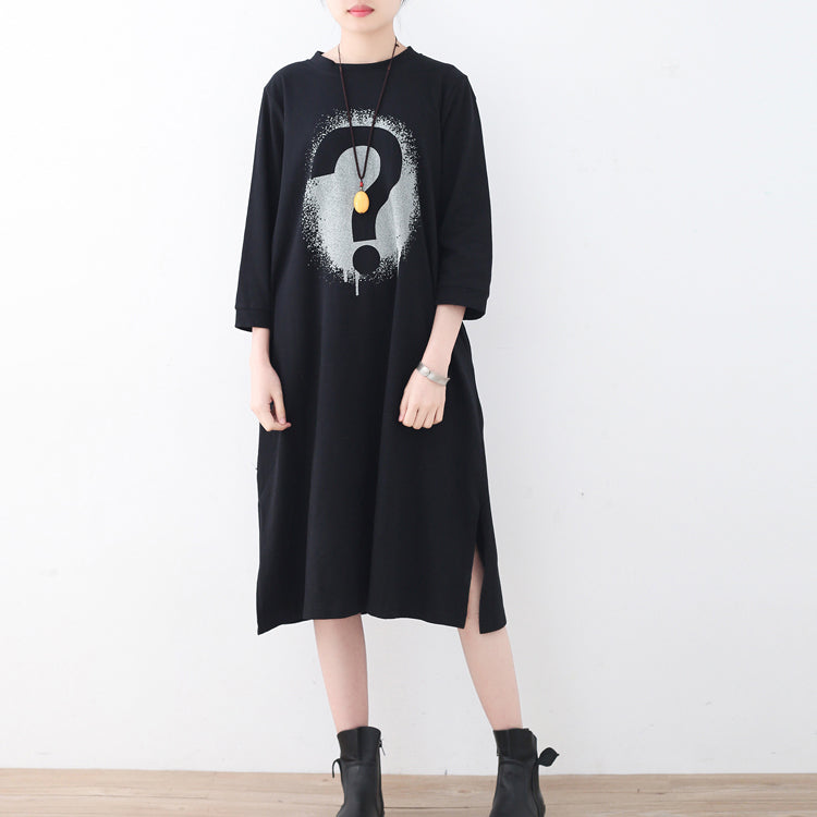 Feine schwarze Alphabet-Baumwollkaftane, trendiges, seitlich offenes Kleid in Übergröße, neue kurze Kaftane