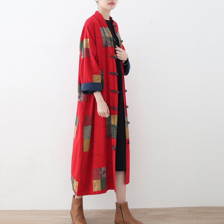 Feiner roter Leinenmantel übergroßer Patchwork-lange Baumwoll-Strickjacke Feine chinesische Knopf-Reisekleidung