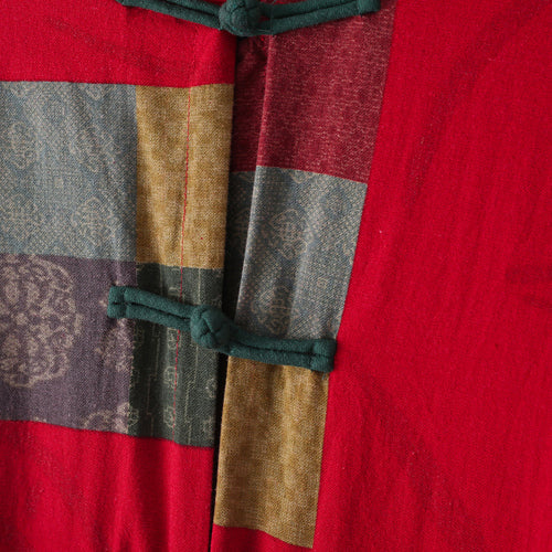 Feiner roter Leinenmantel übergroßer Patchwork-lange Baumwoll-Strickjacke Feine chinesische Knopf-Reisekleidung