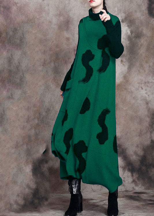 Figurbetontes grünes Rollkragen-Maxikleid mit schmaler Passform und langen Ärmeln