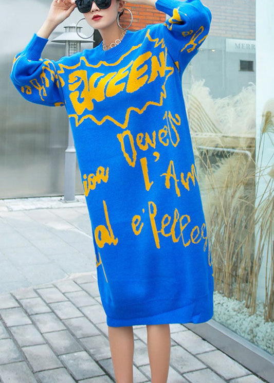 Französisches blaues lockeres O-Ausschnitt-Strickpulloverkleid für den Herbst