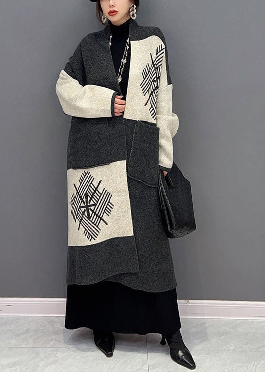 Handgemachte dunkelgraue übergroße Patchwork-Taschen Woll-Cardigans Frühling
