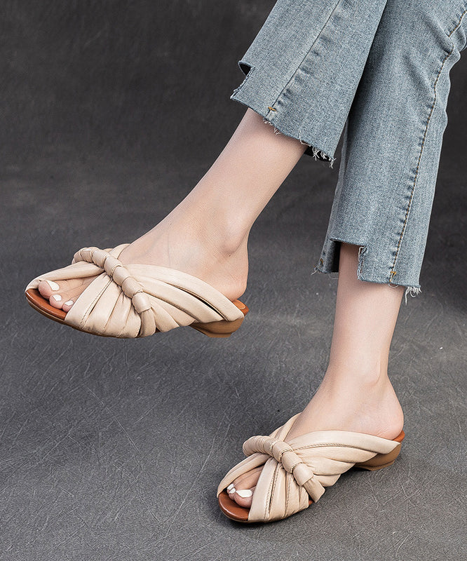 Handgemachte Peep Toe Slide Sandalen aus grünem Rindsleder