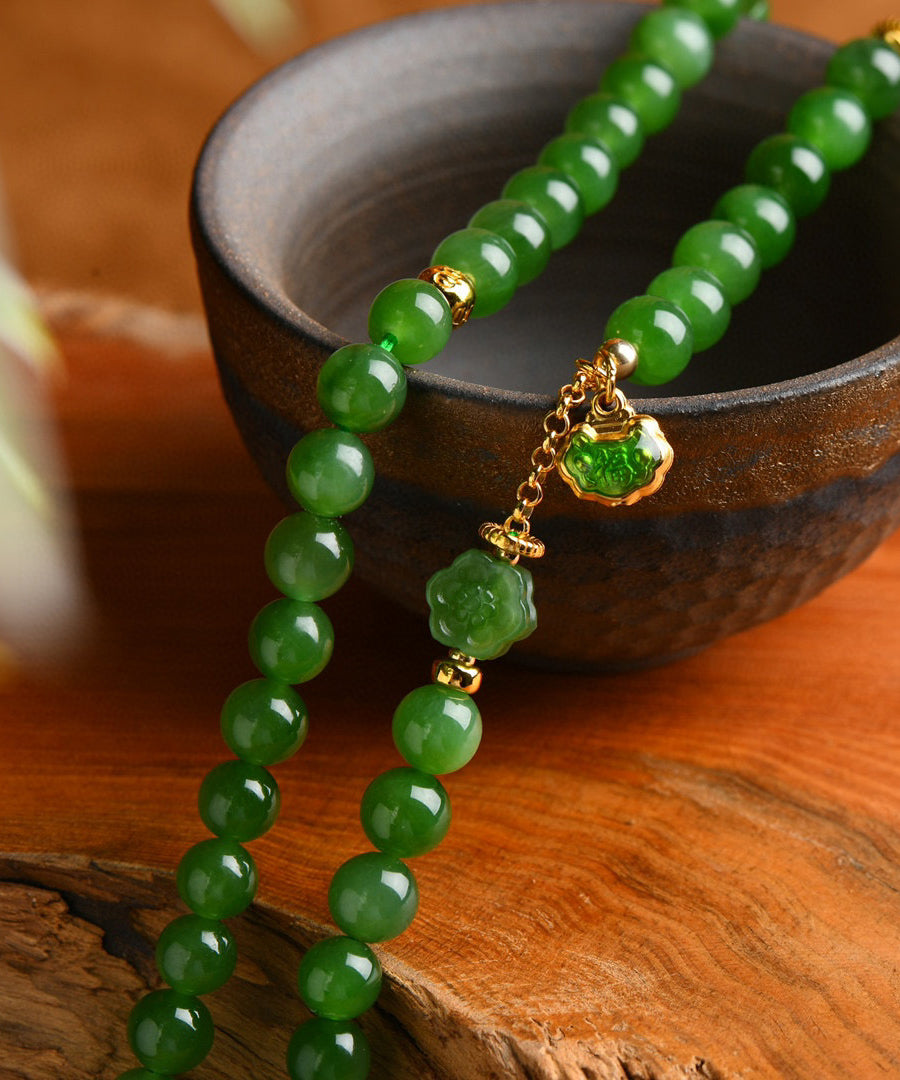 Collar de lazo de ágata de jade dorado en plata de ley verde hecho a mano