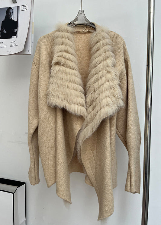 Italienische Khaki-Cardigan mit Peter-Pan-Kragen, Fuchskragen und Patchwork-Muster, Frühling