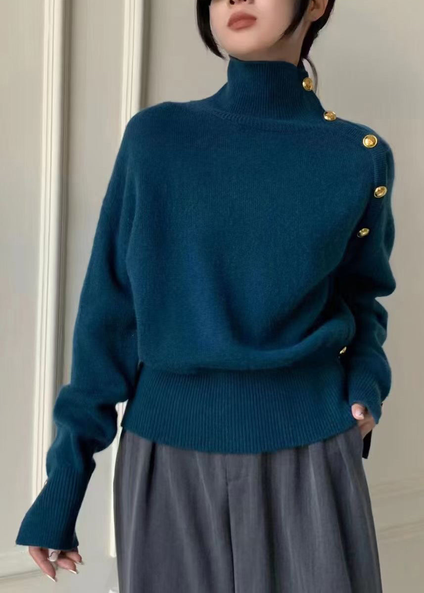 Italienischer Marine-Strickpullover mit hohem Kragen und goldenen Knöpfen, Winter