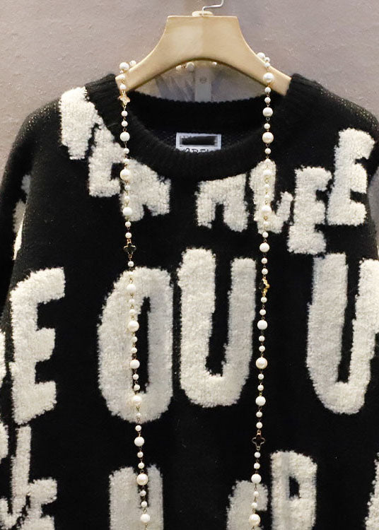 Italienischer weißer O-Ausschnitt übergroßer Jacquard-Langpullover mit Buchstaben