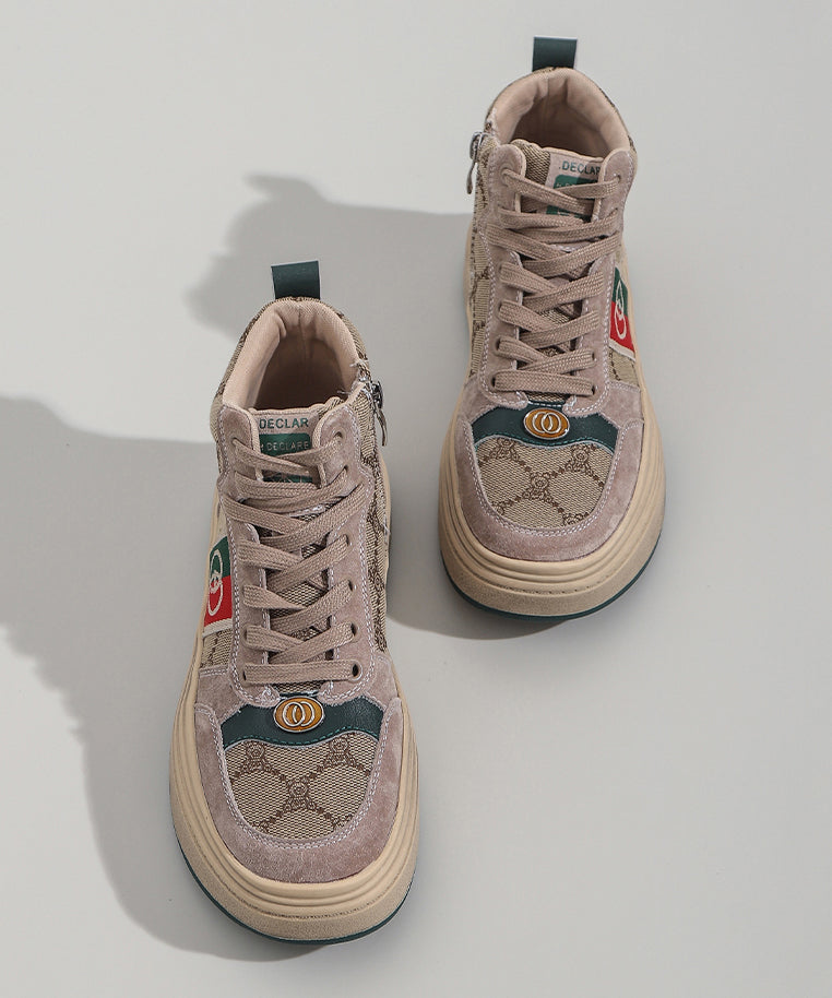 Zapatos de caña alta con cordones y empalme de gamuza color caqui