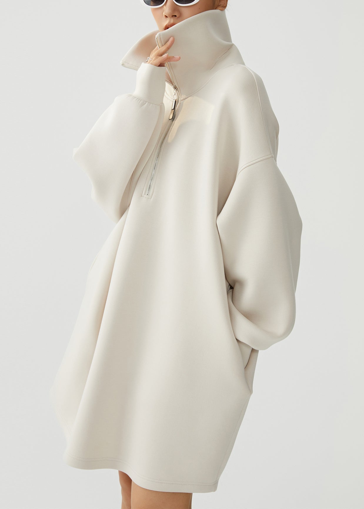 Vestido holgado de forro polar beige con cuello Peter Pan y cremallera para invierno