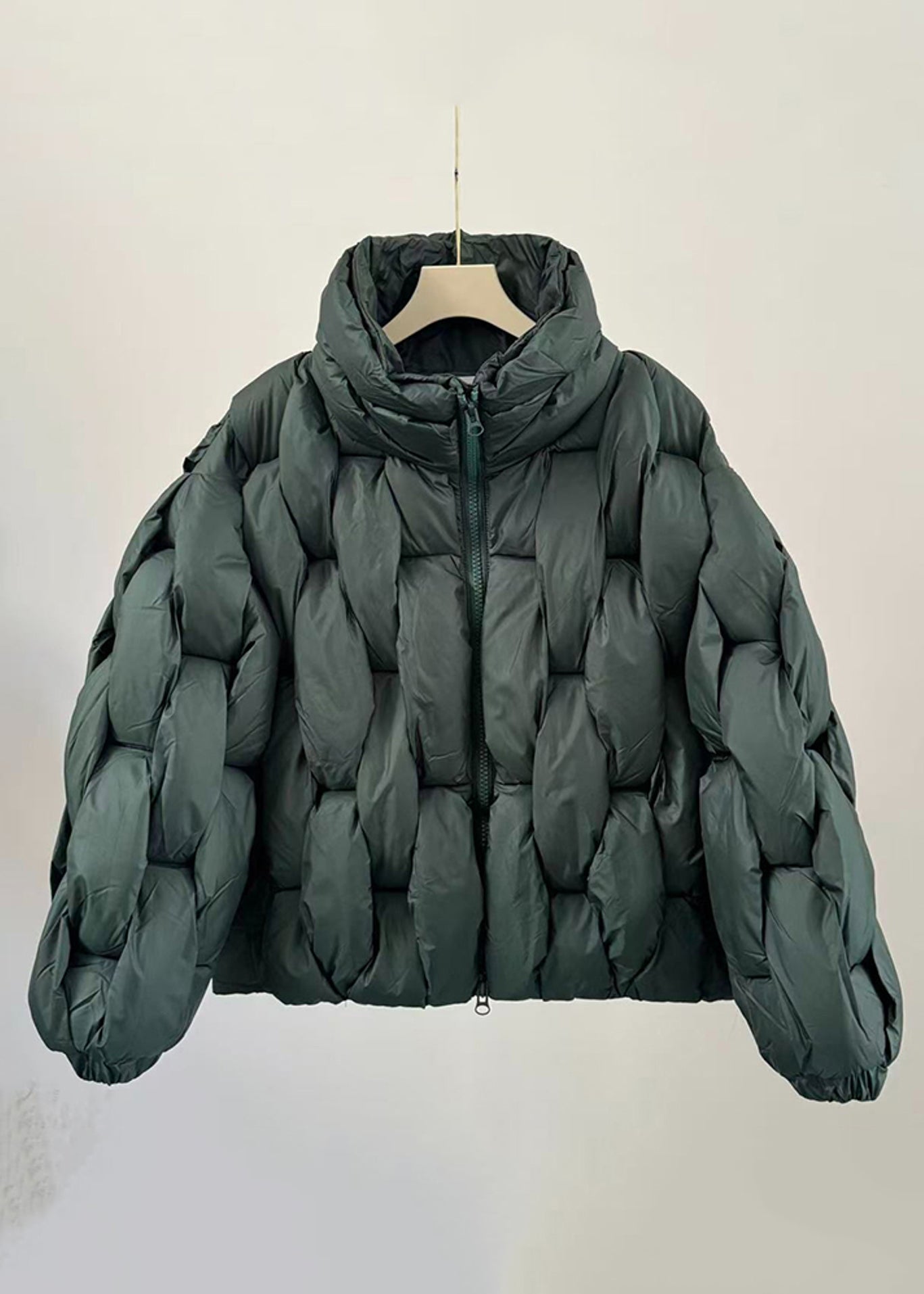 Parkas de invierno holgadas de algodón fino con cuello alto y cremallera en color verde liso