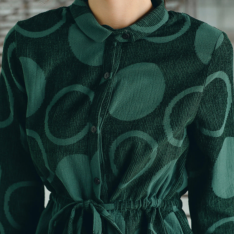 Luxuriöser schwarzgrün gepunkteter Maximantel lässiger Jacquard Peter Pan Kragen Feine Baggy Kleider